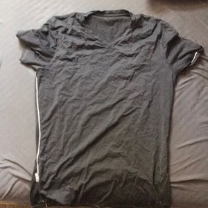 Icebreaker merino v neck t shirt